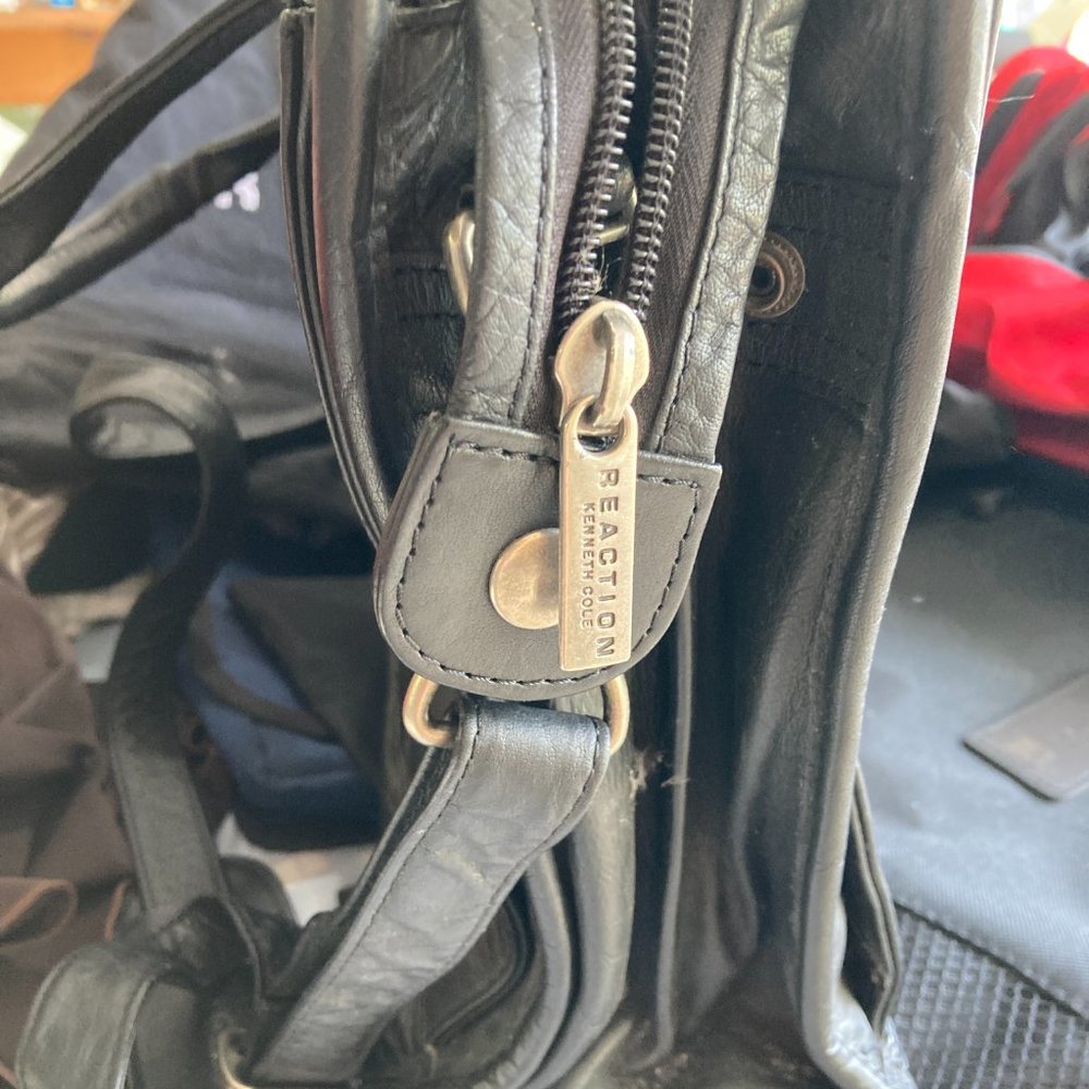 Kenneth Cole Reaction Leather Briefcase - Picture 3 of 5